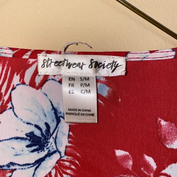 Red Floral Wrap Shirt - Picture 3 of 3